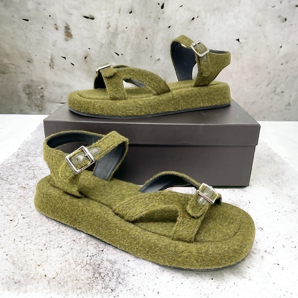 NEW The Row Geri Moss Green Alpaca/Leather Top Buckle Platform Sandal Size 40